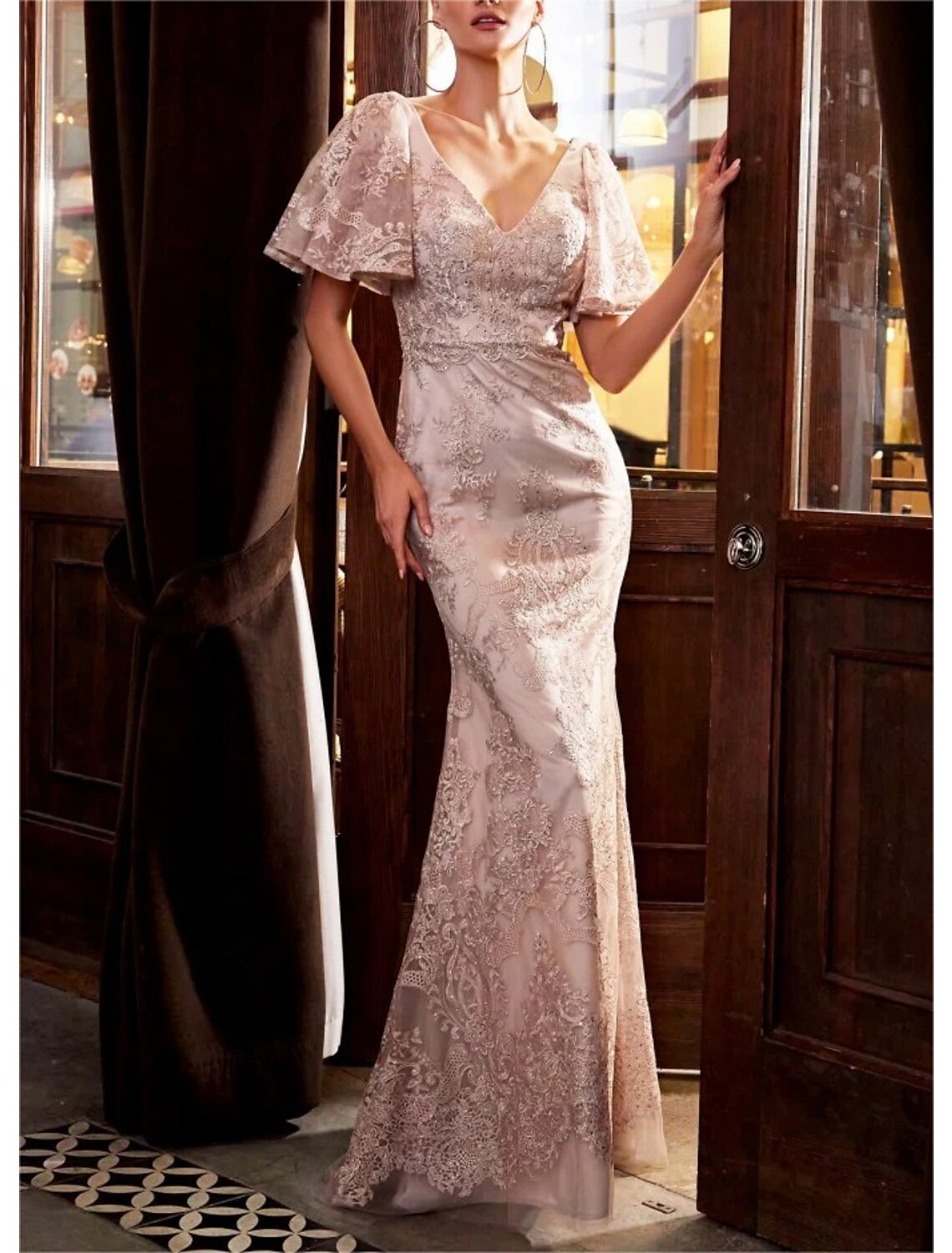 Wholesale Mermaid / Trumpet Mother of the Bride Dress Formal Wedding Guest Elegant V Neck Floor Length Lace Tulle Short Sleeve with Lace Beading Embroidery